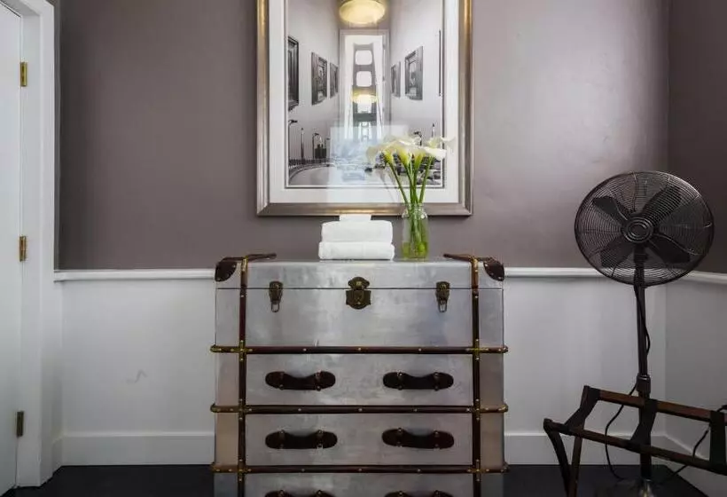 Petaluma Warehouse Lofts Unit D