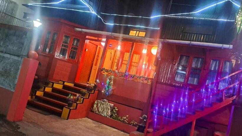 Retkeilymaja Bloom Inn