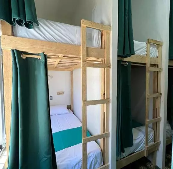ユースホステル Hostal Doña Cuca