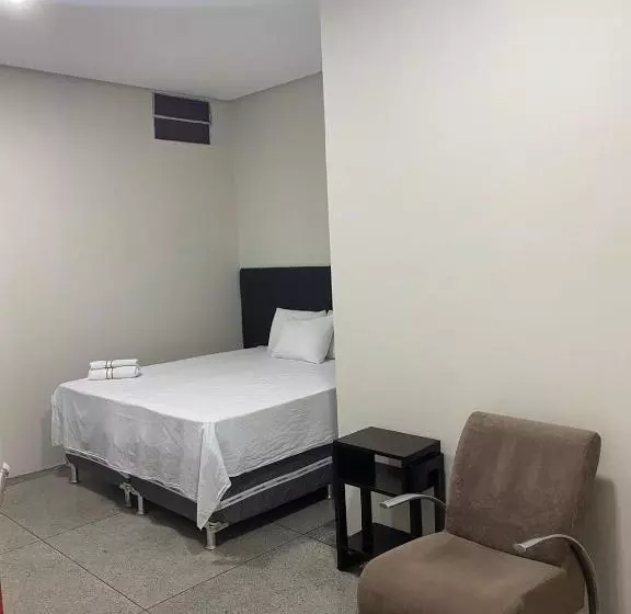 ユースホステル Pousada Santo Antônio