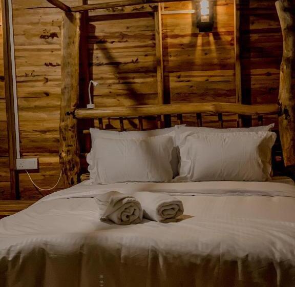 مبيت وإفطار Lamiaceae Wood Cabin