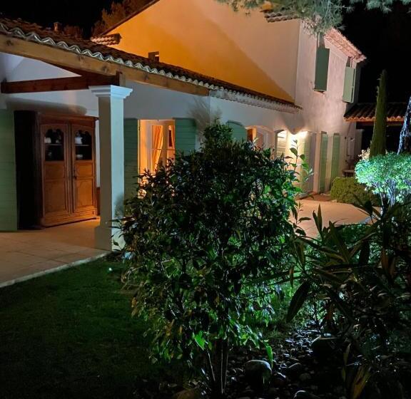 مبيت وإفطار Maison De Golfeur