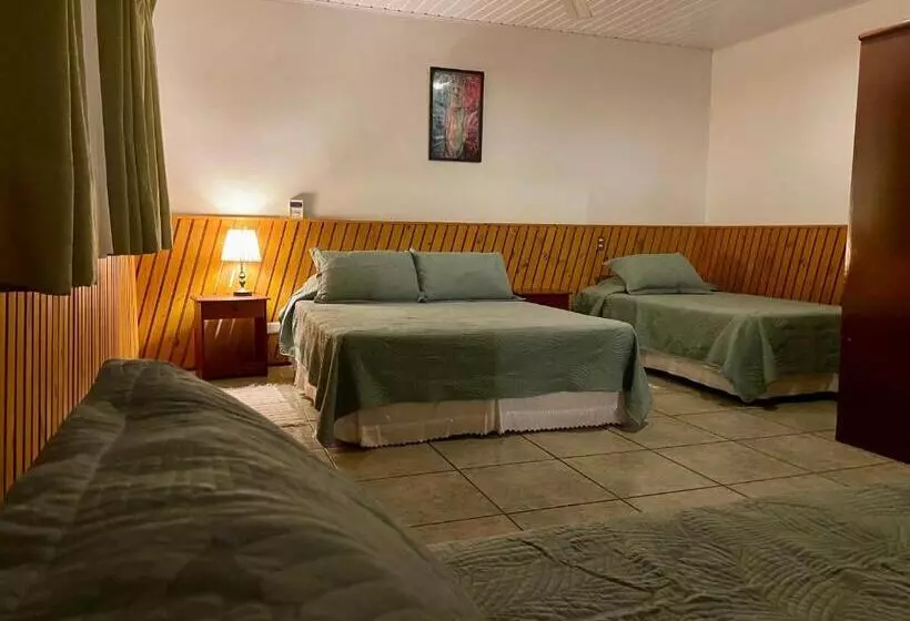 Aamiaismajoitus (B&B) Manureva Nui Hotel Boutique