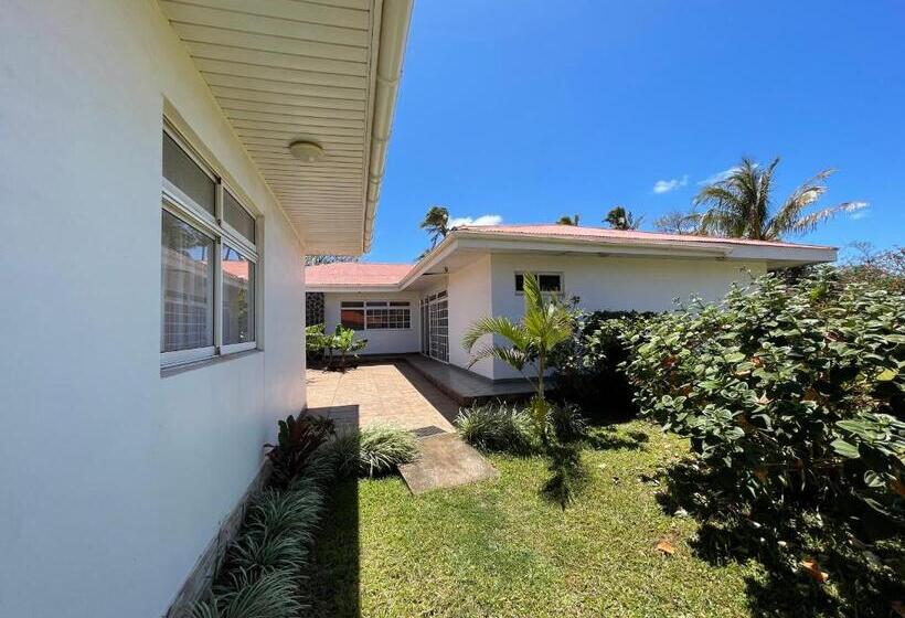 تختخواب و صبحانه Manureva Nui Hotel Boutique