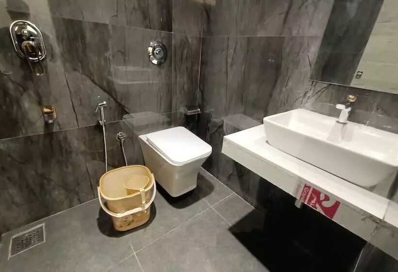 ホテル Beverly Palace Santacruz Near Bkc Mumbai Airport T1