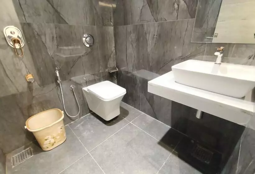ホテル Beverly Palace Santacruz Near Bkc Mumbai Airport T1