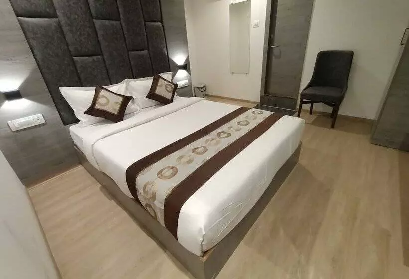 ホテル Beverly Palace Santacruz Near Bkc Mumbai Airport T1