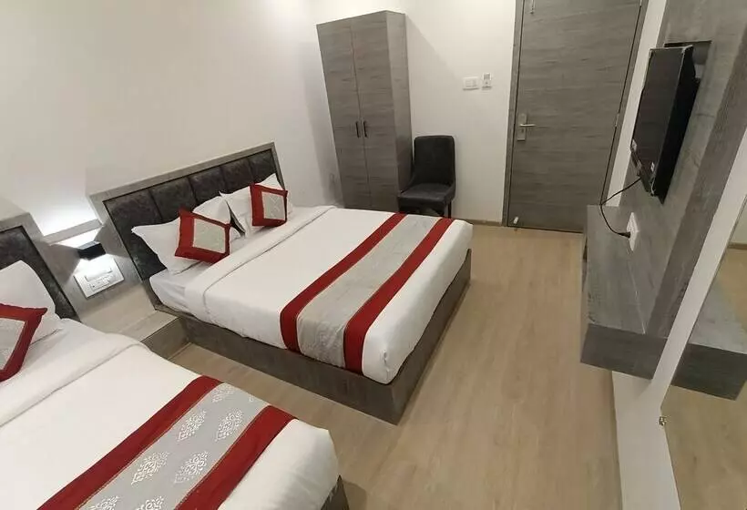 ホテル Beverly Palace Santacruz Near Bkc Mumbai Airport T1