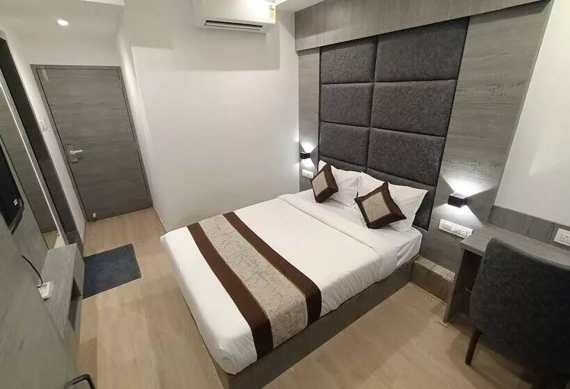 ホテル Beverly Palace Santacruz Near Bkc Mumbai Airport T1
