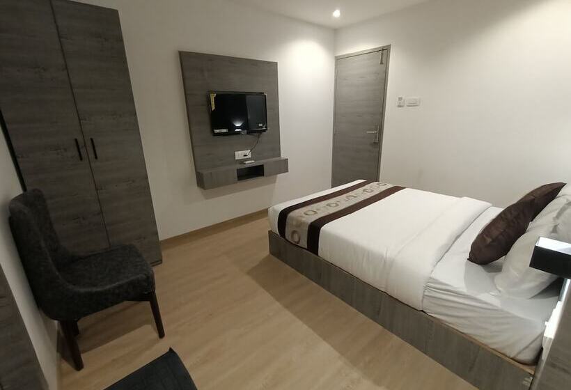 Отель Beverly Palace Santacruz Near Bkc Mumbai Airport T1