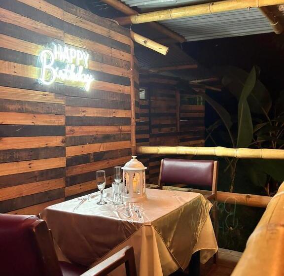 فندق Color Es Club