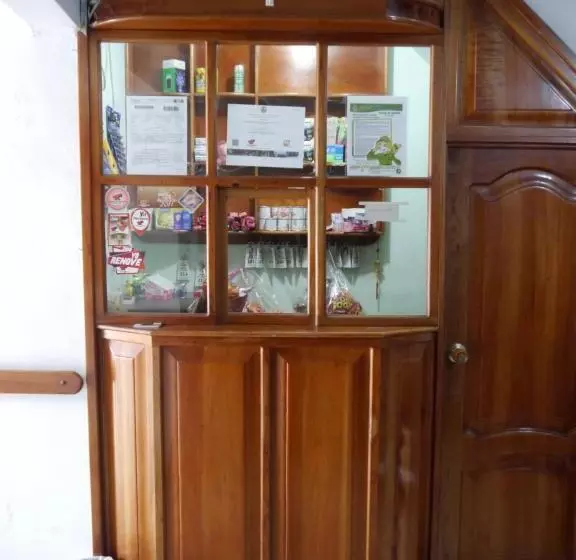 ホテル El Cristal