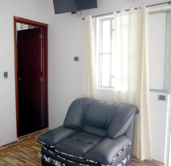 ホテル El Cristal