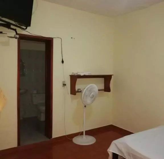 ホテル El Cristal