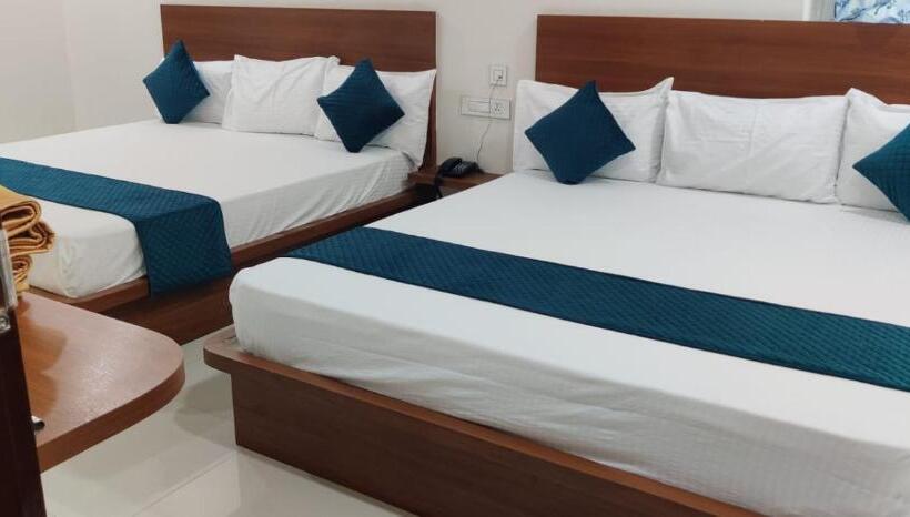 Hotel Mayura Residency