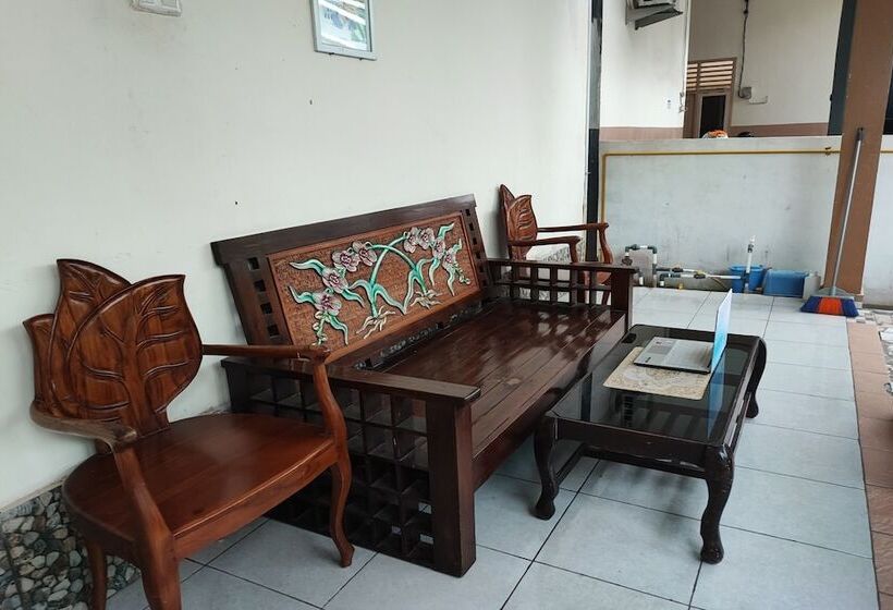 Отель Oyo 93468 The Noru Syariah