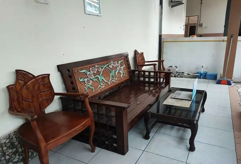 ホテル Oyo 93468 The Noru Syariah