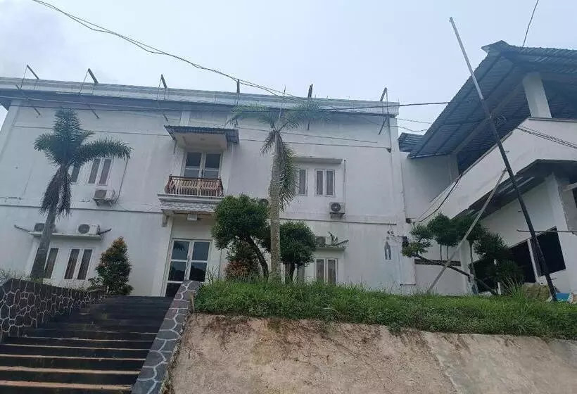 ホテル Oyo 93512 Umbuy Homestay