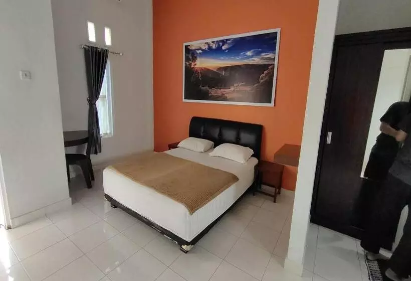 ホテル Oyo 93512 Umbuy Homestay