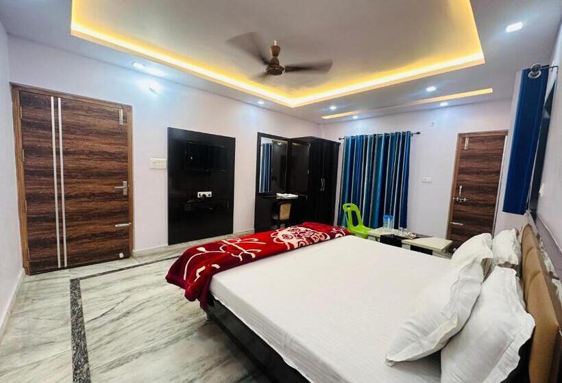 호텔 Pink Paradise