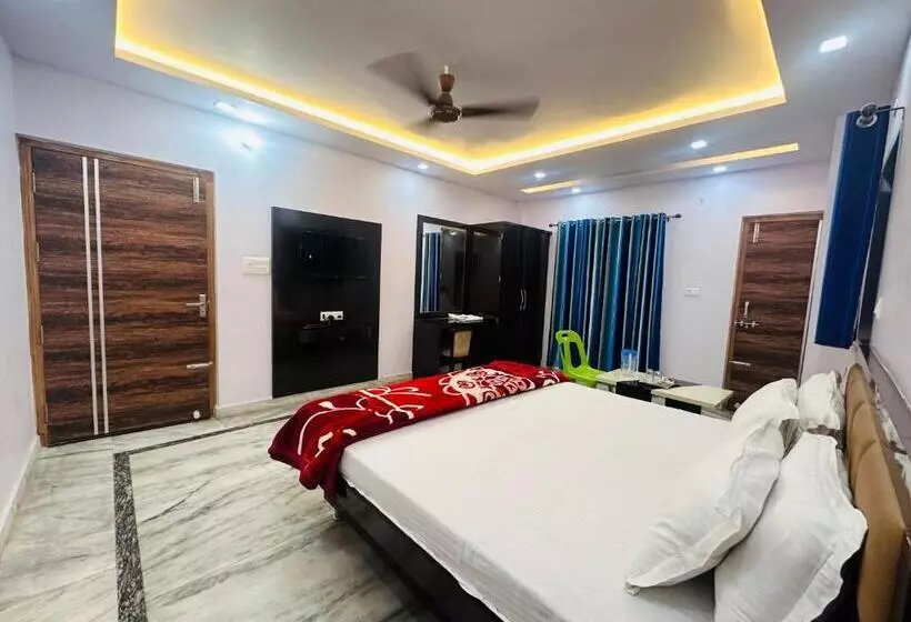 ホテル Pink Paradise