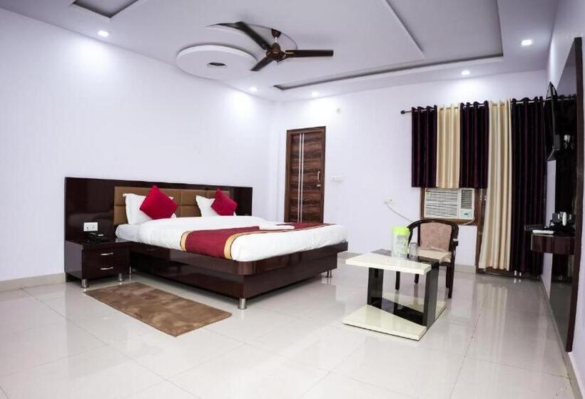 호텔 Pink Paradise