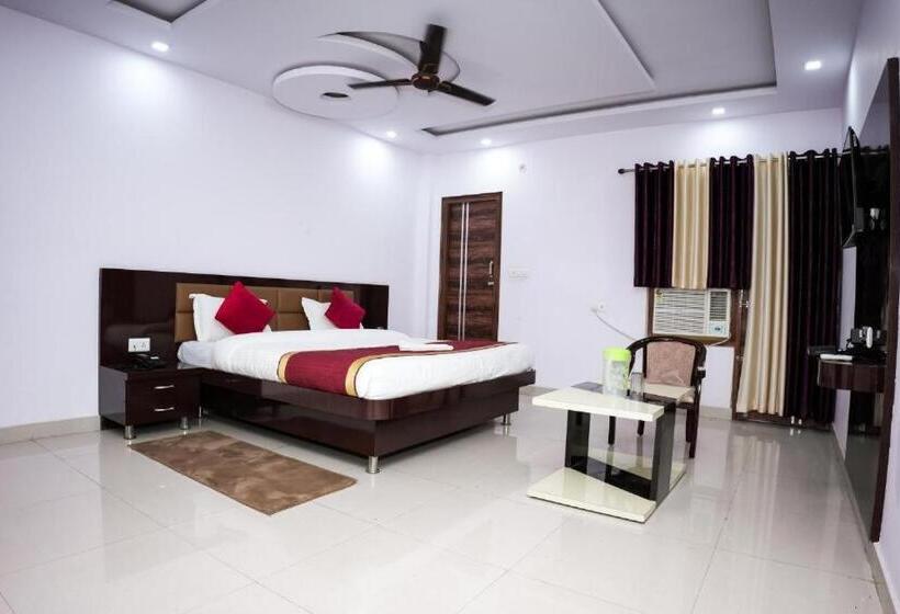 호텔 Pink Paradise