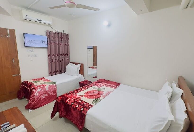 هتل Rose Garden Palace Residential