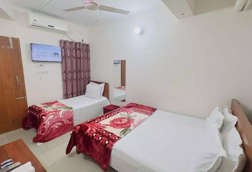 هتل Rose Garden Palace Residential