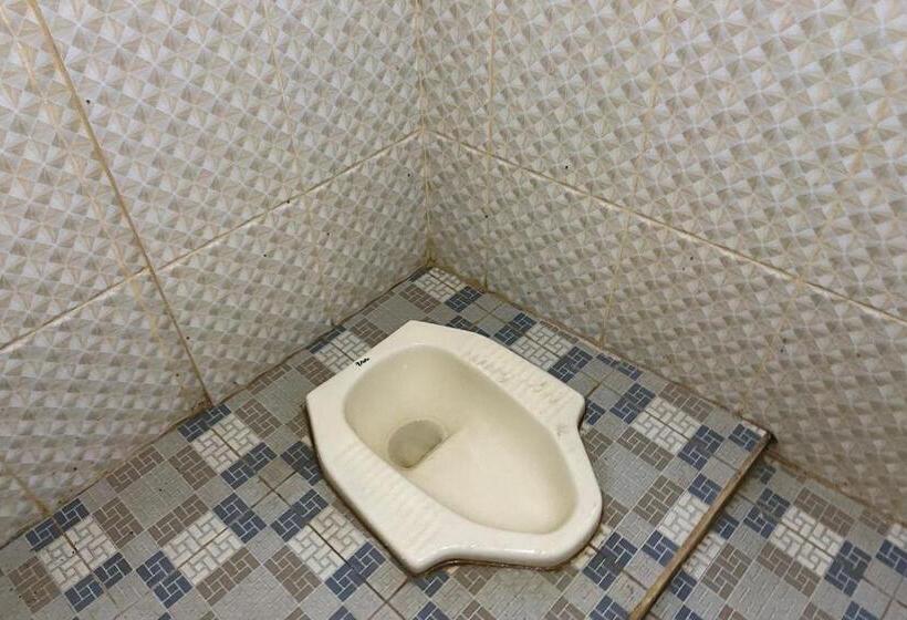 Szálloda Spot On 93519 Kebun Manis Homestay