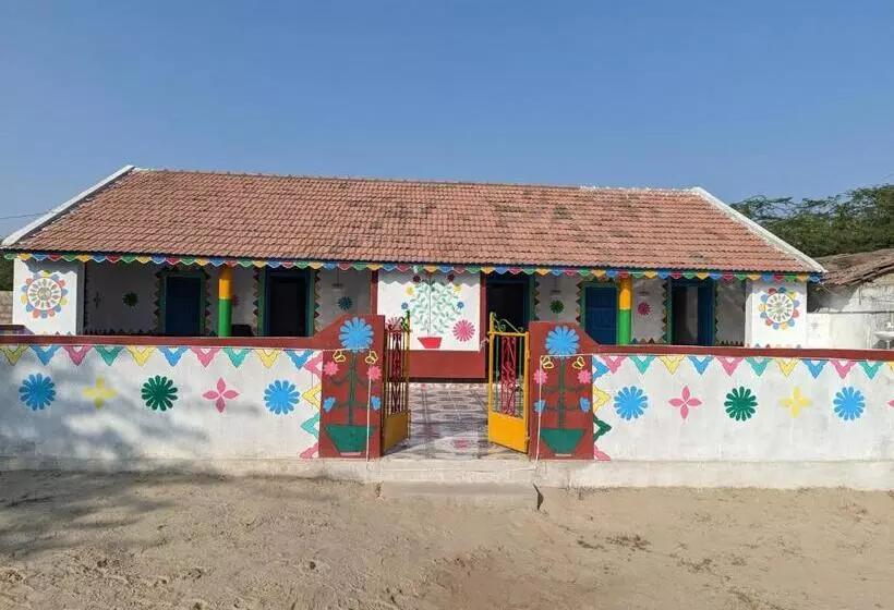 Hotelli White Land Villagestay