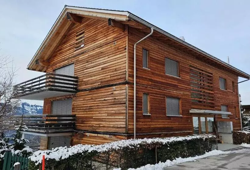 ペンション Appartement Meublé à Louer à Nax