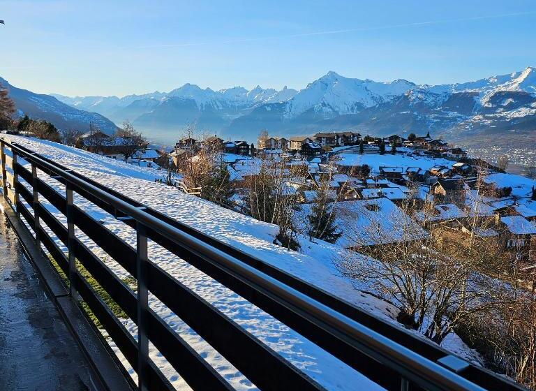 پانسیون Appartement Meublé à Louer à Nax
