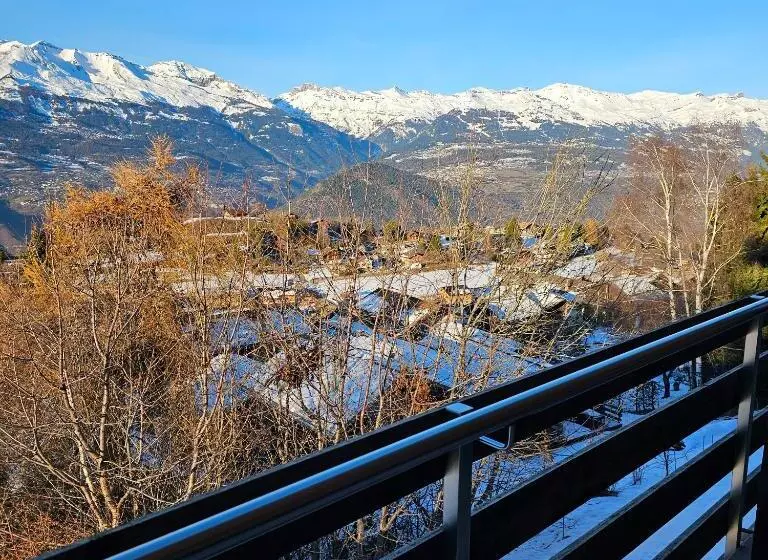 ペンション Appartement Meublé à Louer à Nax