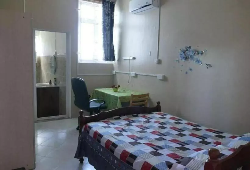 پانسیون Bois Gournable