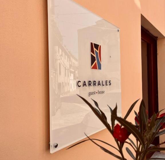 펜션 Carrales Guest House
