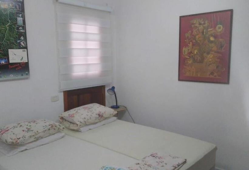 פנסיון Casa Cultural Caiçara Paraty Wifi, Vaga Privativa, Próxima Ao Centro Histórico