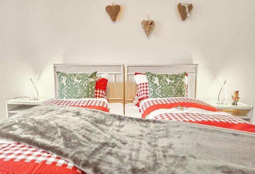 פנסיון Double Room By Interlaken. Parking