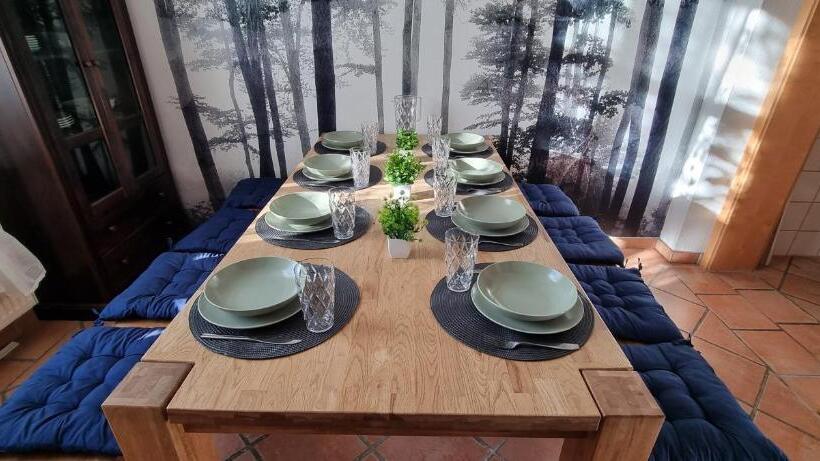 Majatalo Bestvacation   Gästehaus Mit 5 Einzel , Doppelzimmern, 5 Bäder, 7 Betten  Kaffee  Und Teenische, Kos