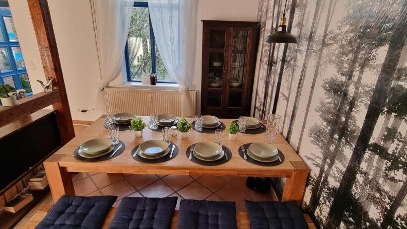 Majatalo Bestvacation   Gästehaus Mit 5 Einzel , Doppelzimmern, 5 Bäder, 7 Betten  Kaffee  Und Teenische, Kos