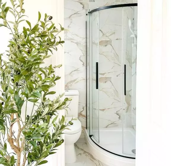 ペンション Fosse Luxurys