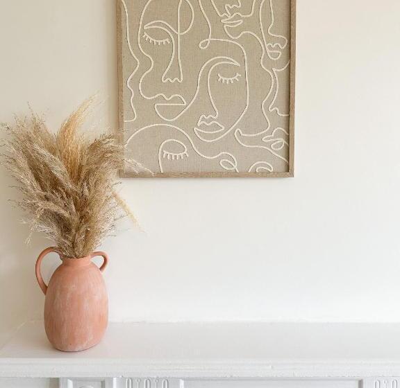 بنسيون Fosse Luxurys