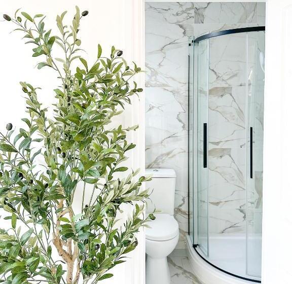 بنسيون Fosse Luxurys