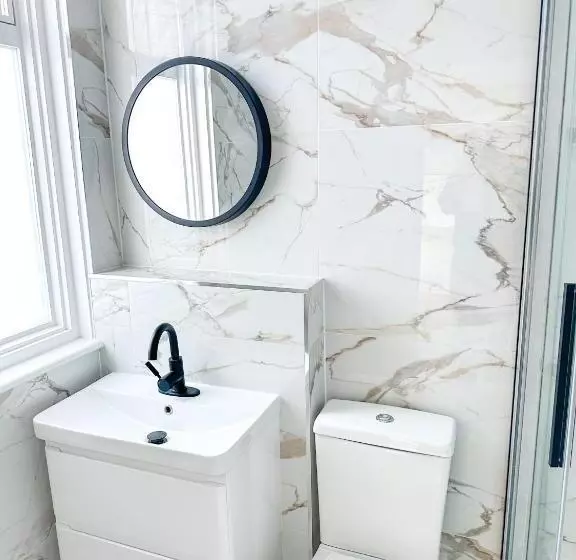 ペンション Fosse Luxurys