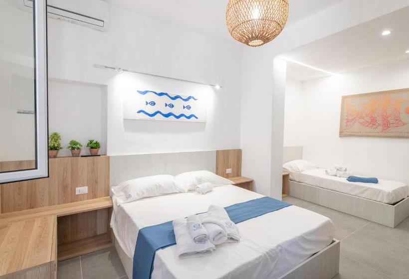 פנסיון Il Cortile Isola Casa Vacanze