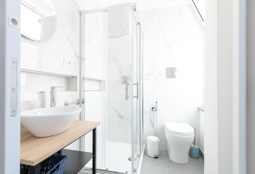 פנסיון Il Cortile Isola Casa Vacanze