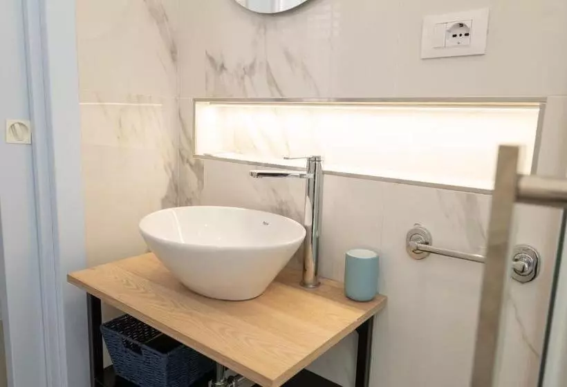 ペンション Il Cortile Isola Casa Vacanze