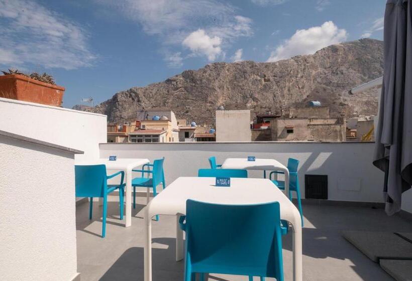 פנסיון Il Cortile Isola Casa Vacanze