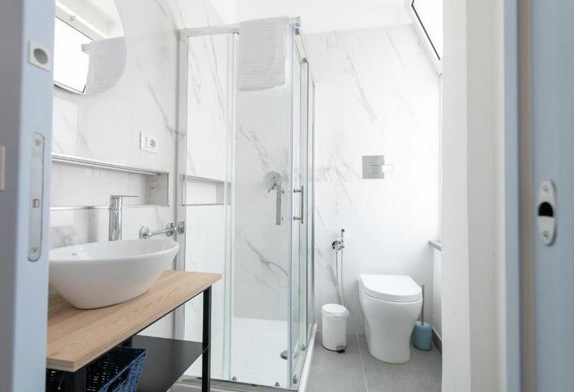 פנסיון Il Cortile Isola Casa Vacanze