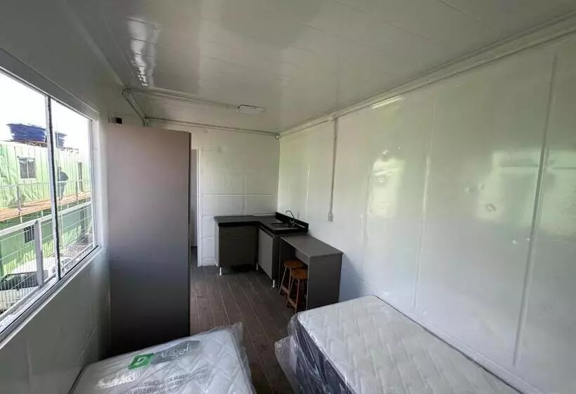 Vila Verde Containers